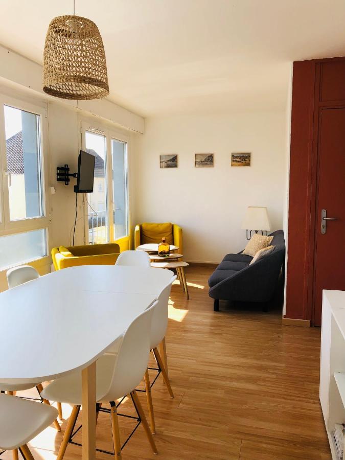 Appartement B De Charme Lumineux Нёфшатель-Ардло Экстерьер фото